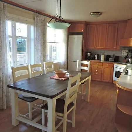 Sommerski, Hytteferie, Trolltunga Holiday home *